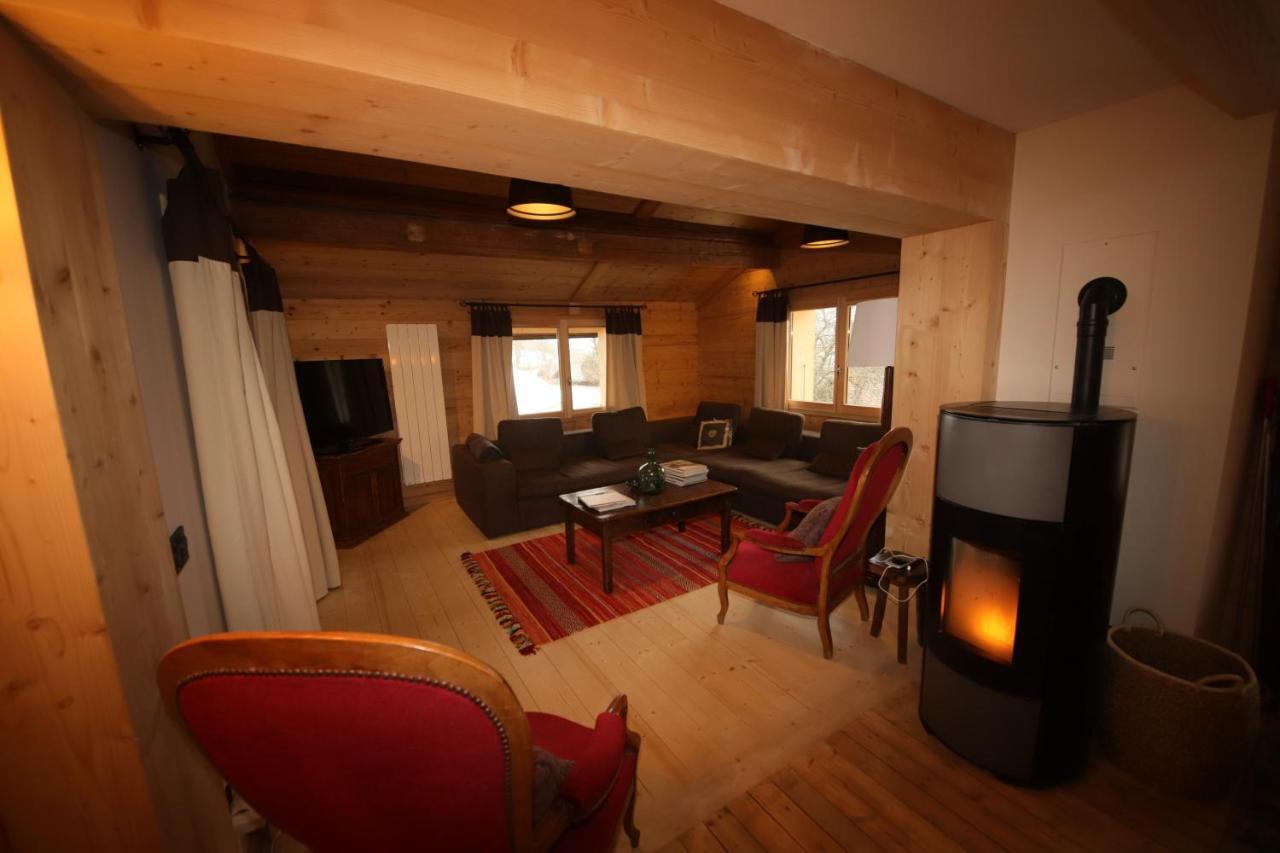 Villa Sous les Ecotagnes à Les Villards-sur-Thônes Extérieur photo